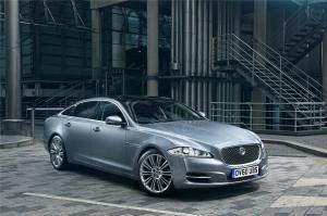 Jaguar XJ LWB 2012 года (UK)